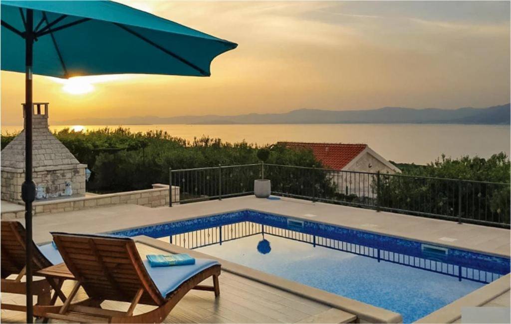 Kuća za odmor Ita - with pool and view:, Postira - Otok Brač 