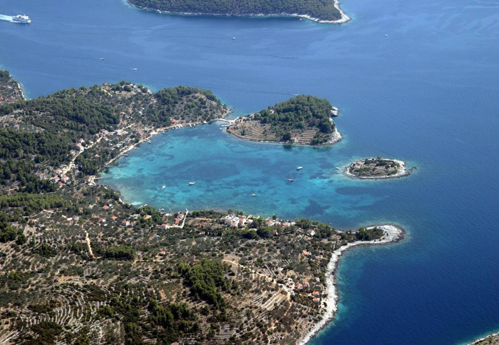 Otok Korčula  Uvala Gradina 