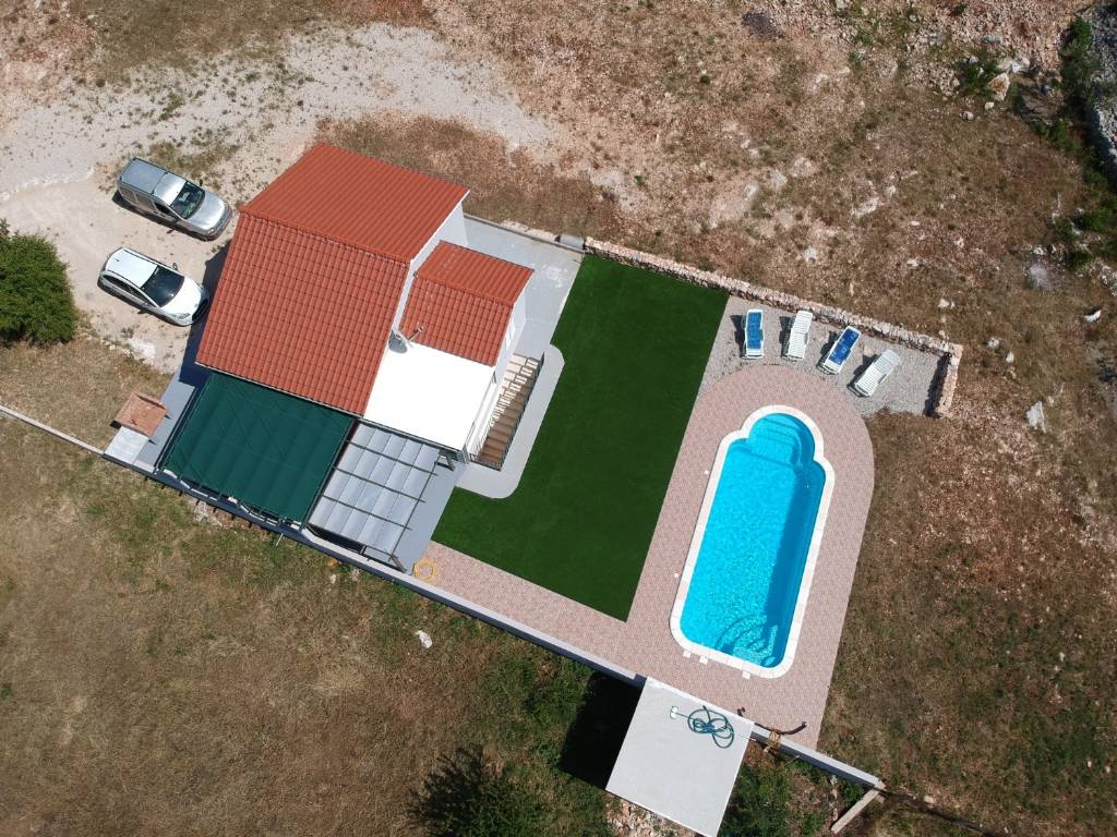 Kuća za odmor Nane Garden - house with pool : , Mirca - Otok Brač 
