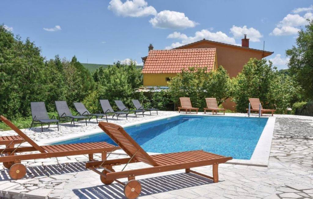 Sobe Marija - rooms with pool:, Trilj - Rivijera Split 