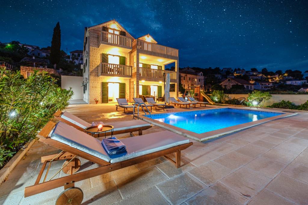 Kuća za odmor Villa Gold - private pool & grill:, Splitska - Otok Brač 