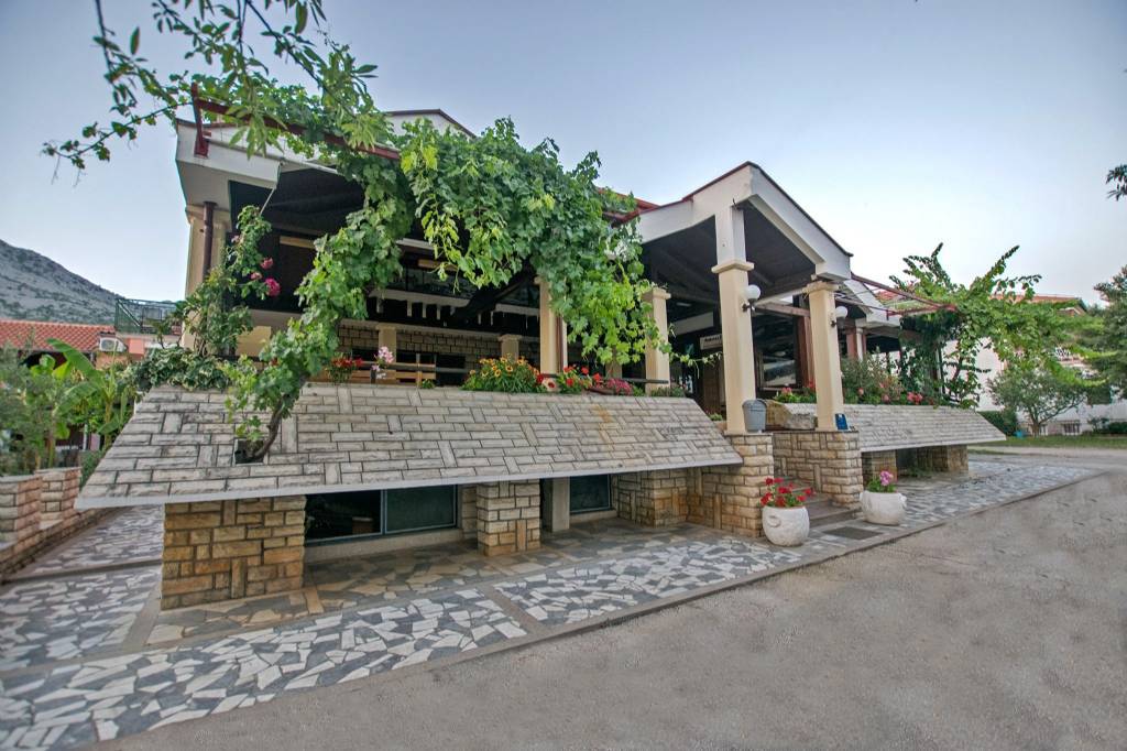 Apartmani Adriana, Starigrad Paklenica - Zadar