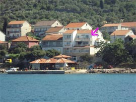 Pansion i restoran Maestral ..