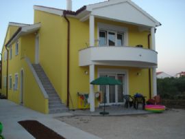 Vodice-Tribunj - ApartmanSoba - Apartmani Laura: Detalji ... Vodice-Tribunj - ApartmanSoba - Apartmani Laura: Detalji ...